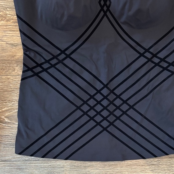 Honeylove Black Silhouette Cami Shapewear Women's Size 1X NWT - Picture 7 of 9